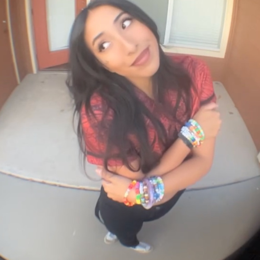 Meet your Posher, Sophiamaya